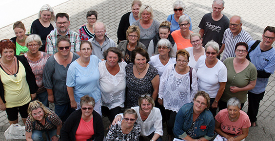 Fællesfoto af nogle af de erfarne opsagte medarbejdere i Aalborg Kommune